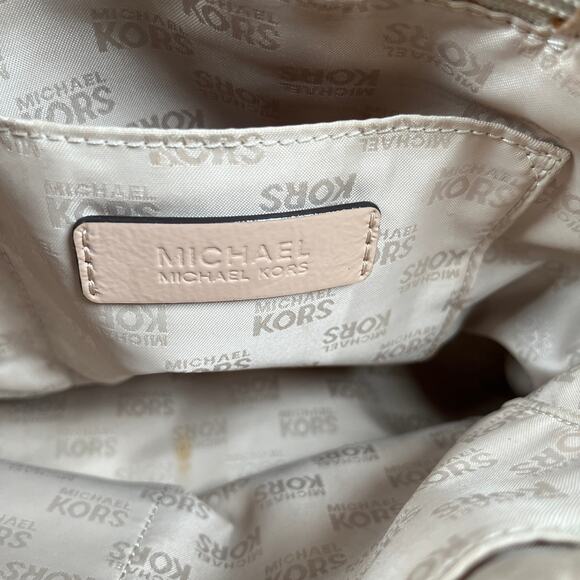 Michael Kors Cindy Monogram Satchel Bag Oyster Beige Patent Leather Dome Pockets - Picture 11 of 13